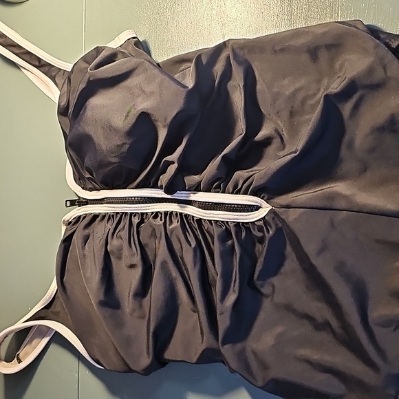 DELIMORA, Black One Piece Swimsuit. size 12. Zipper Down The Front. - Picture 10 of 15